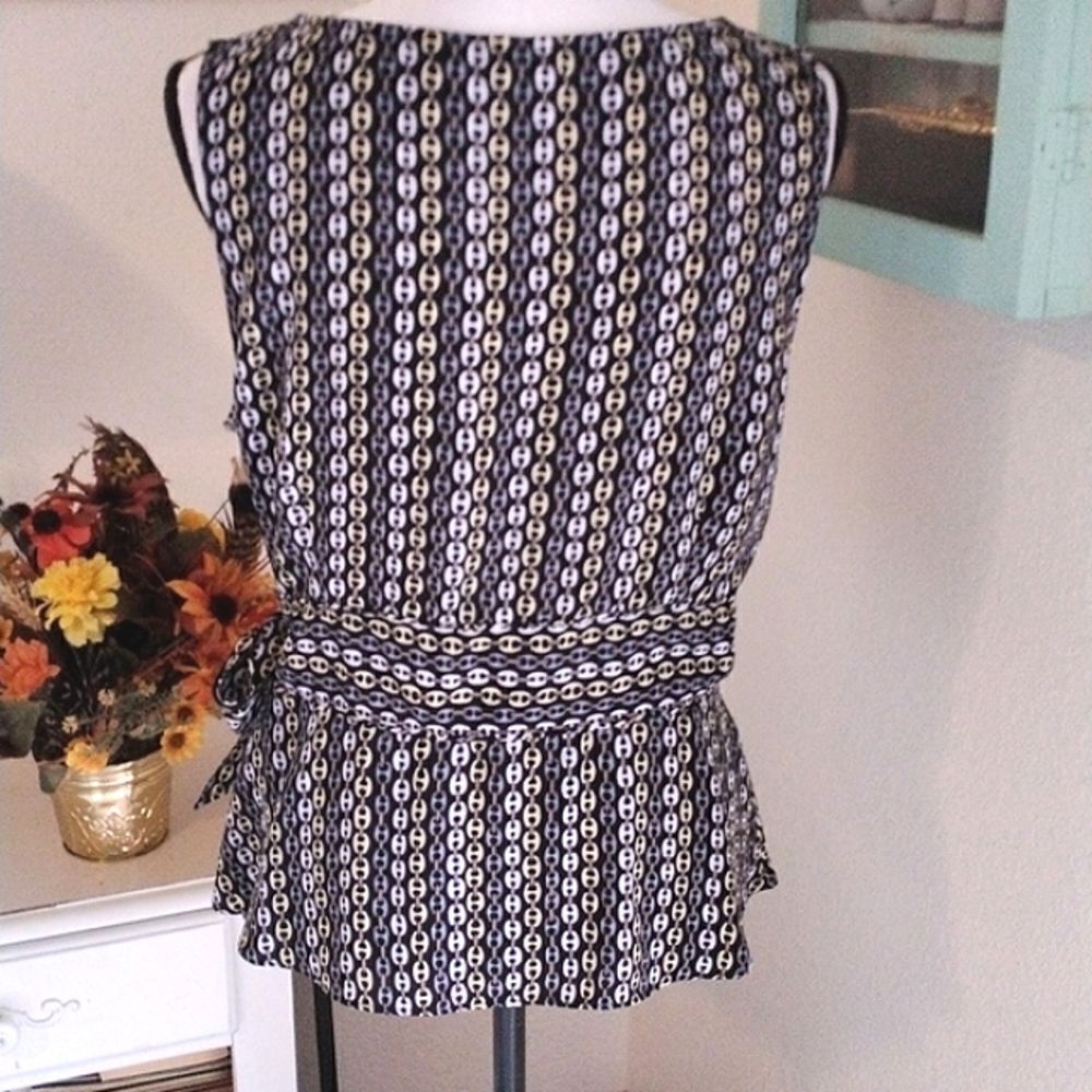 Covington Wrap Front Top - Picture 6 of 11
